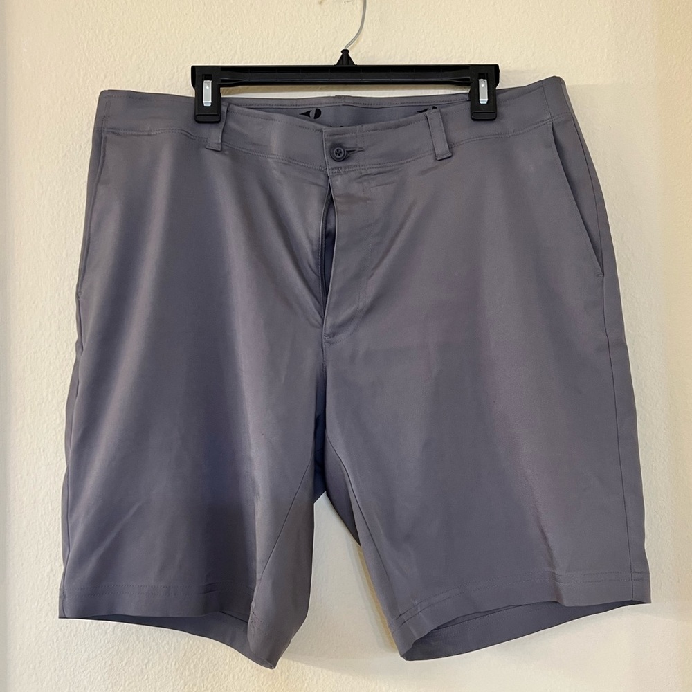 Grey men’s golf shorts size 36